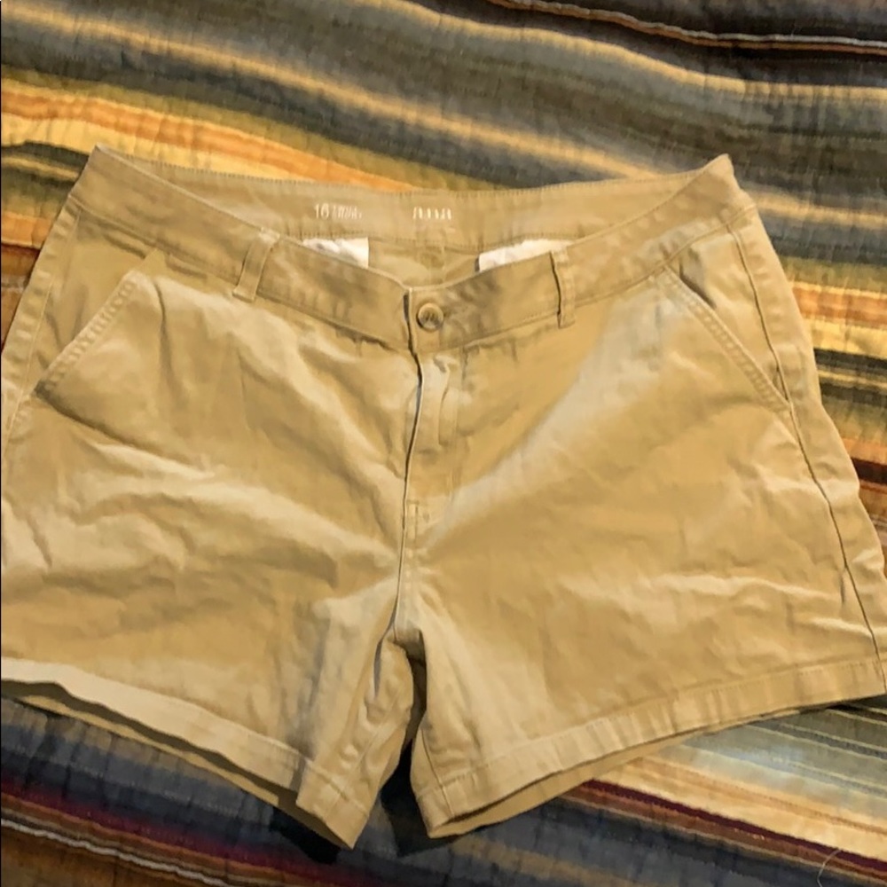 Khaki shorts